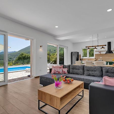 Charming Holiday Home Dolac In Rural Area With Pool Slime Esterno foto